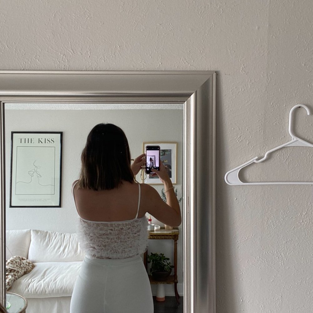 Ruffle crop top - Picture 2 of 3